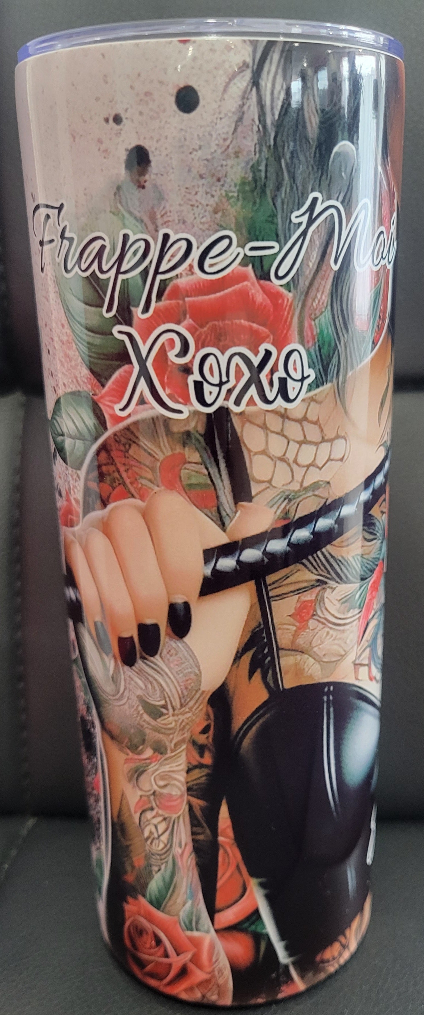 La sublime Monroe- Thumbler Frappe-moi XOXO