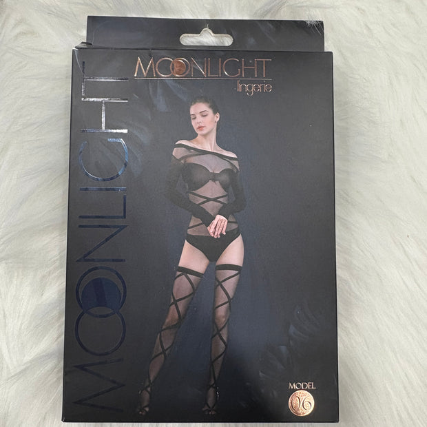 Moonlight-Model 06