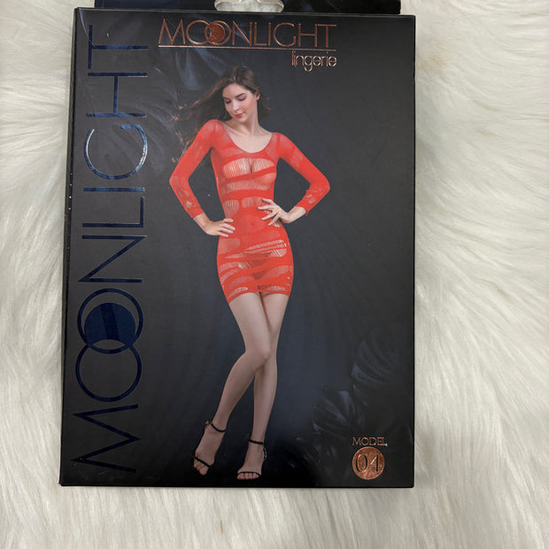 Moonlight-Model 04
