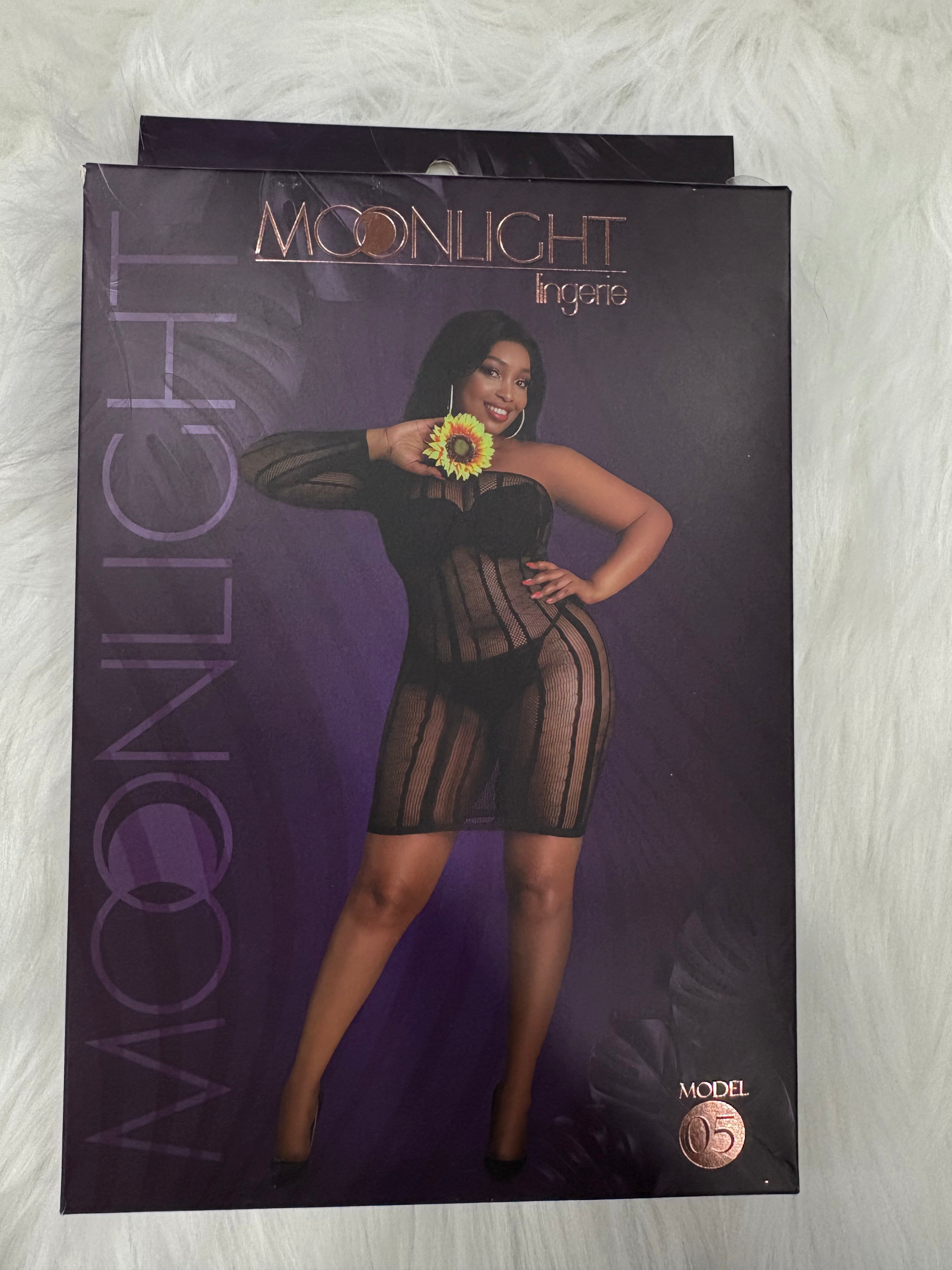 Moonlight-Model 05-Plus size