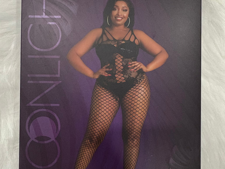 Moonlight-Model 04-Plus size