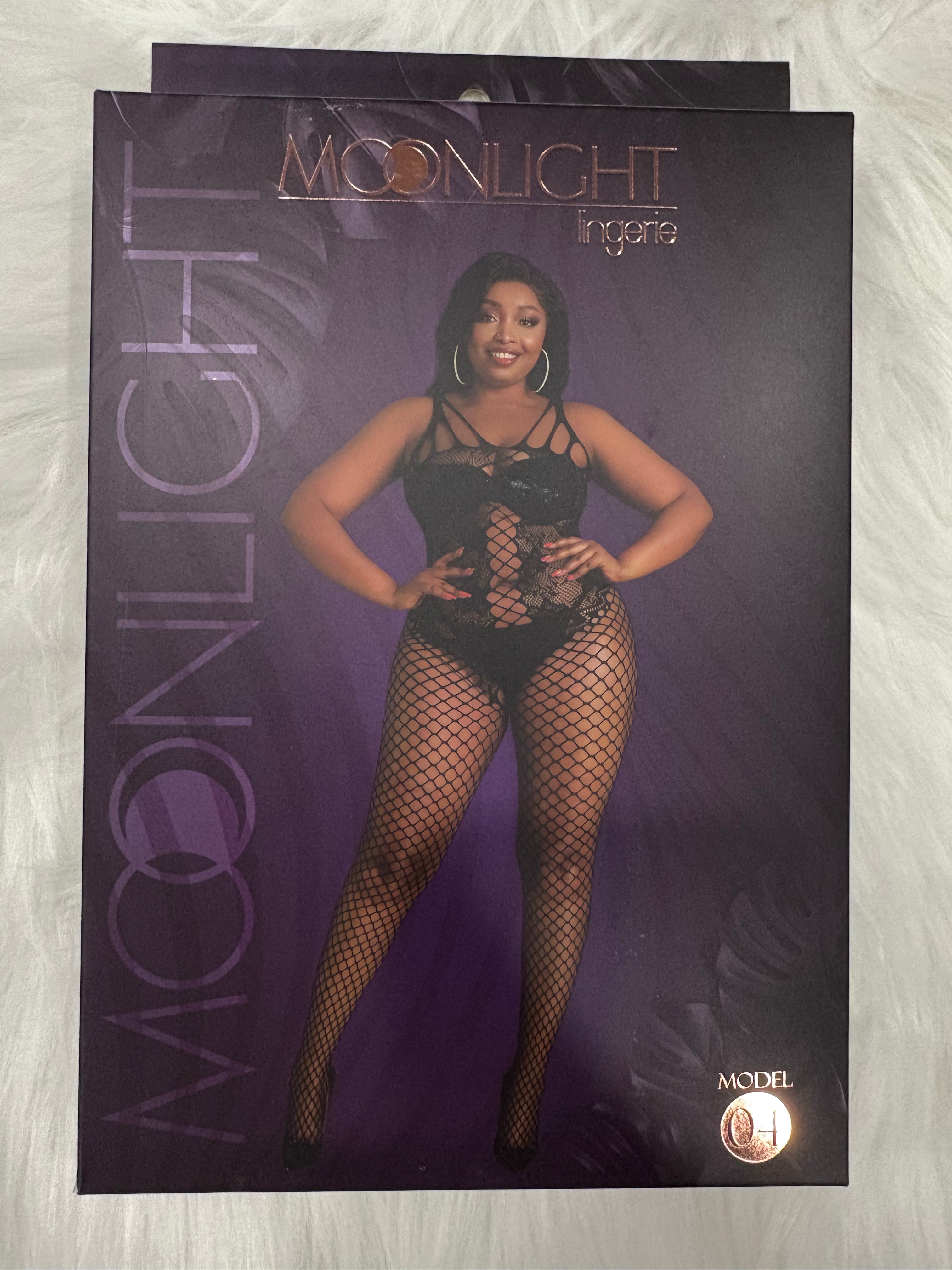 Moonlight-Model 04-Plus size