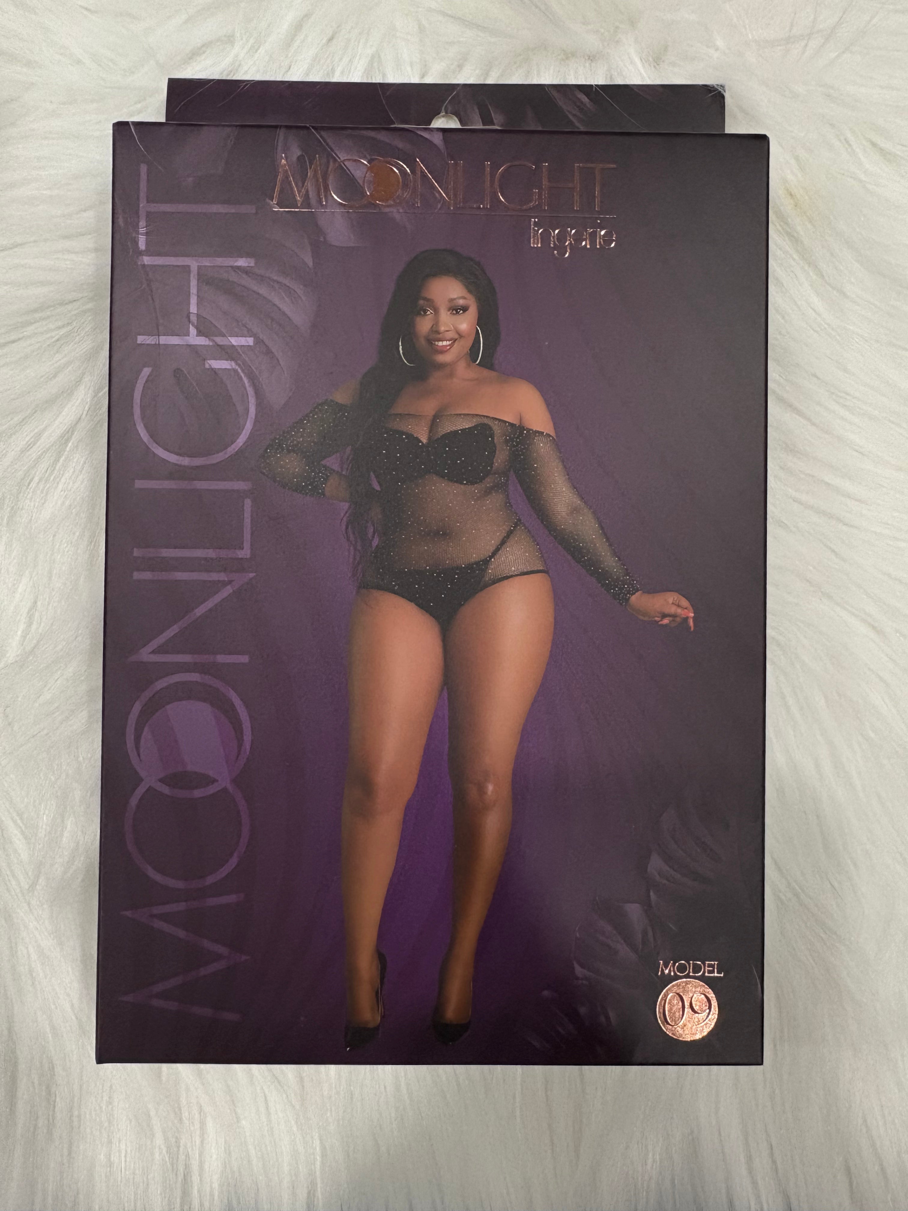 Moonlight-Model 09-Plus size
